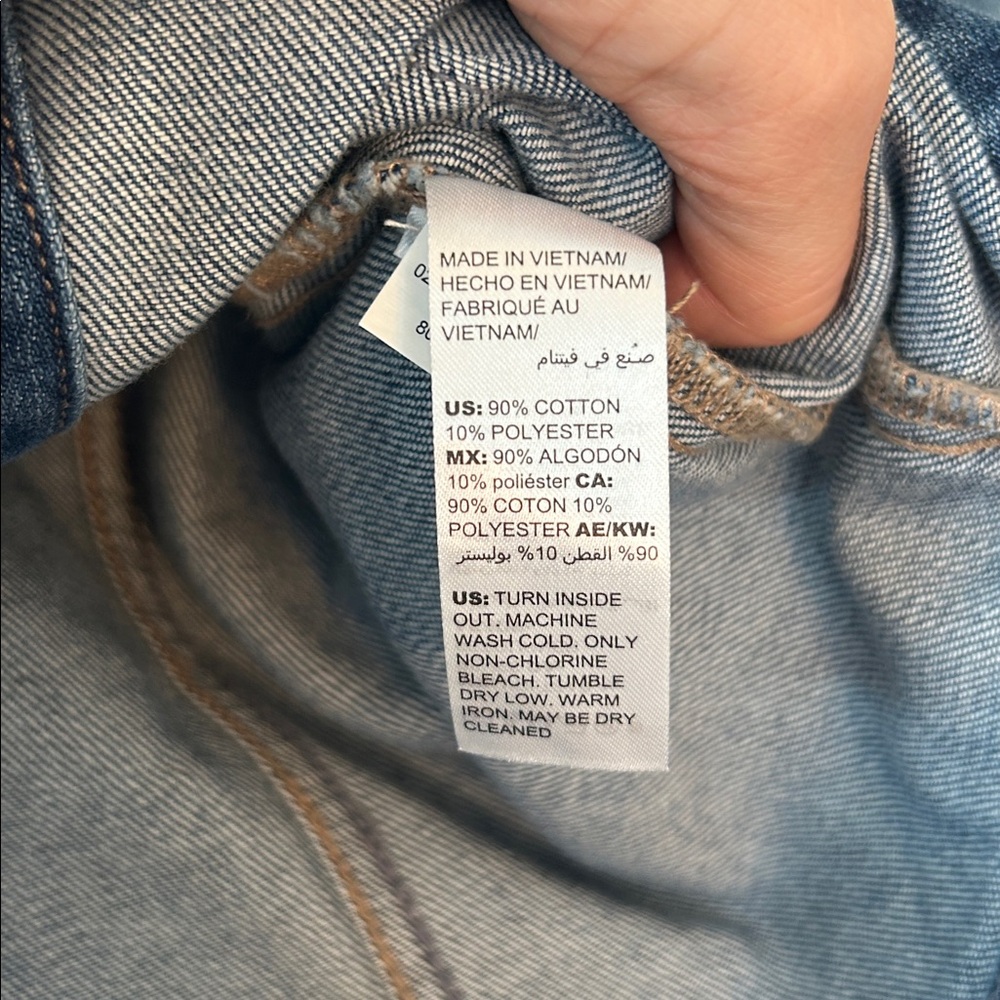White House Black Market Blue Jean Jacket size Women’s 6 - Picture 5 of 8